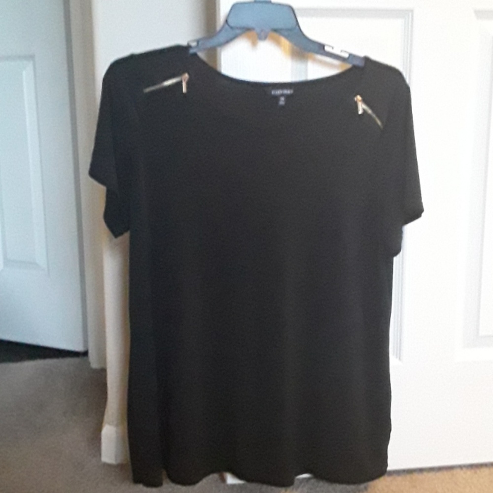 Plus size black shirt